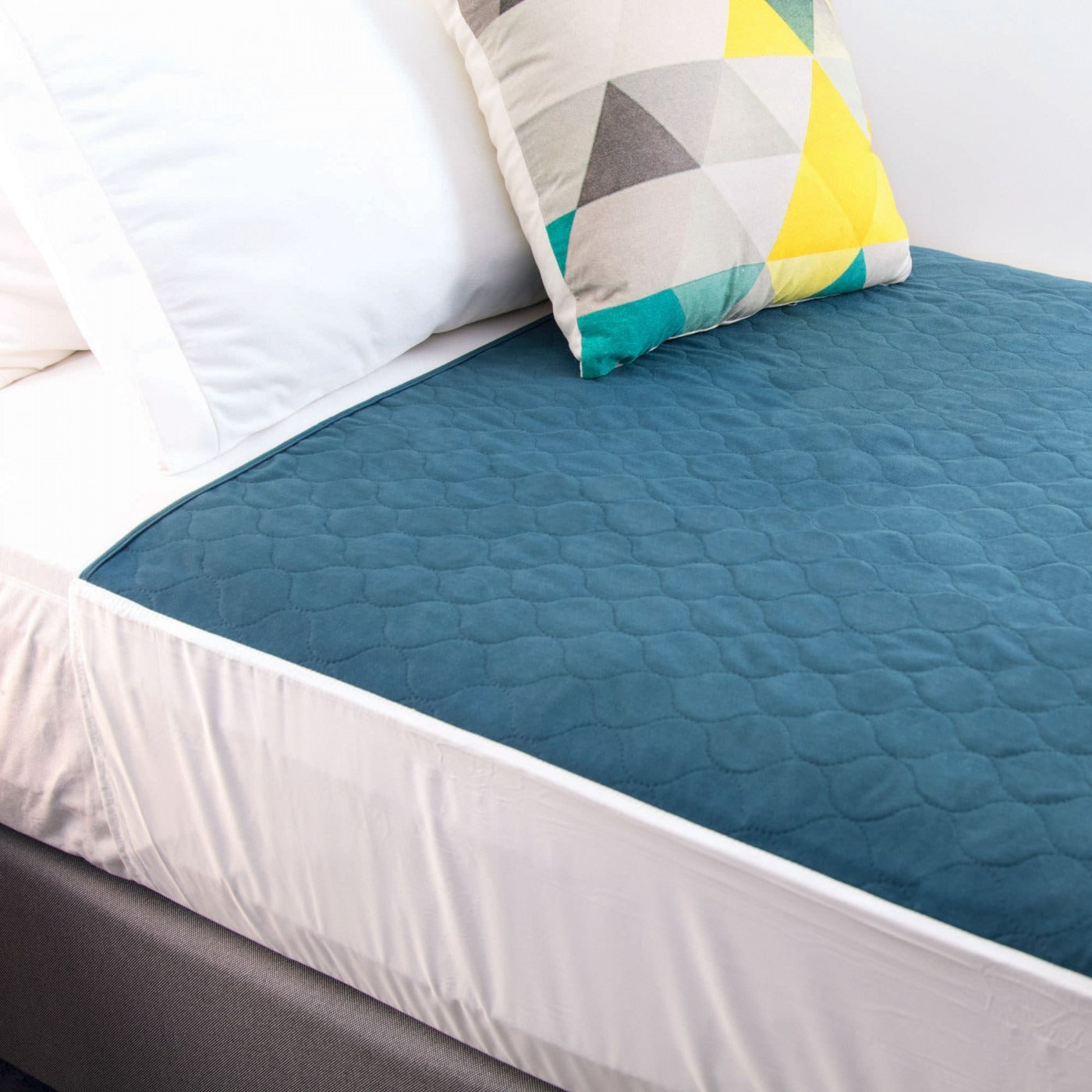 Conni Bed Pad with Tuck-Ins Teal Blue CCD-100100-25-1TB